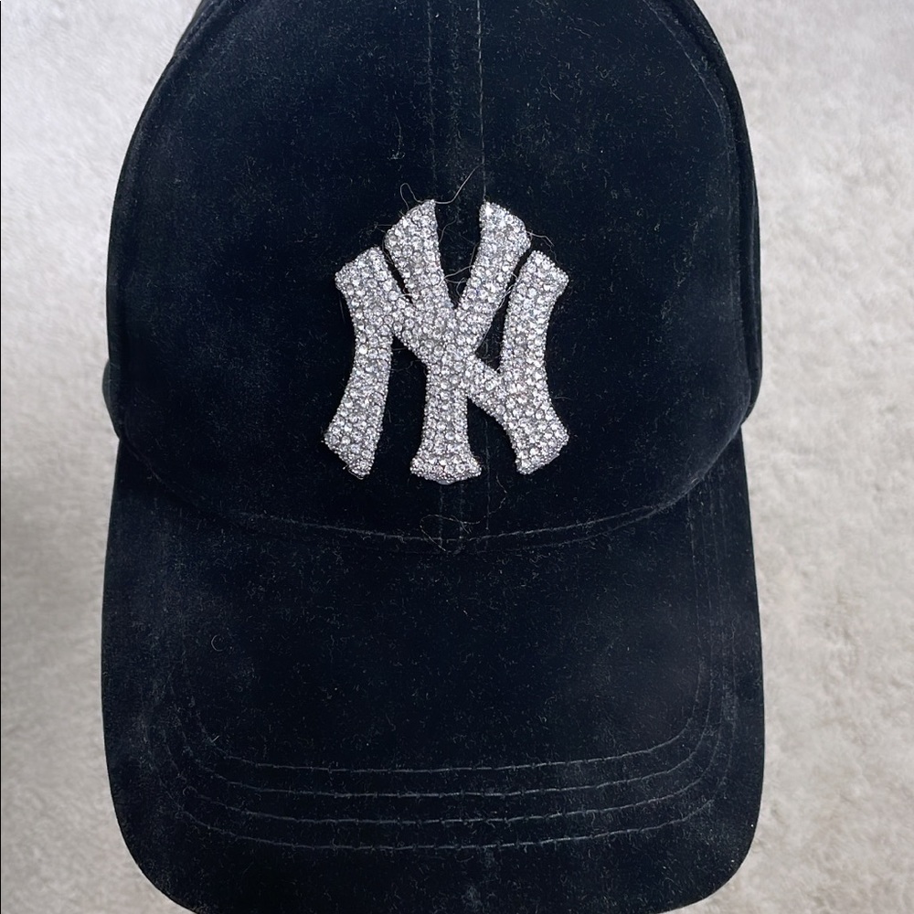 “NY” BASEBALL CAP